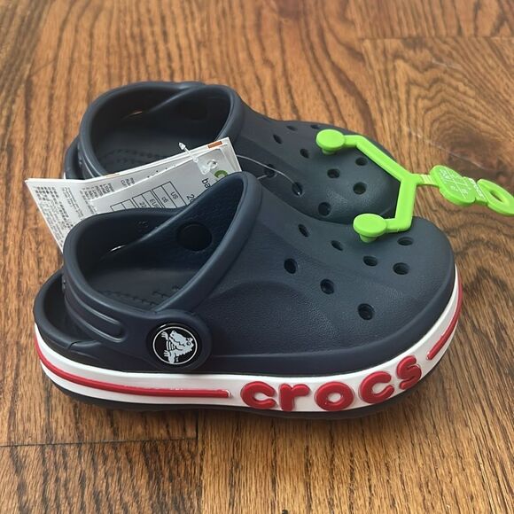 CROCS Kids Navy Bayaband Clog Water Shoes with Red Accents Size C6 NWT - Picture 3 of 4